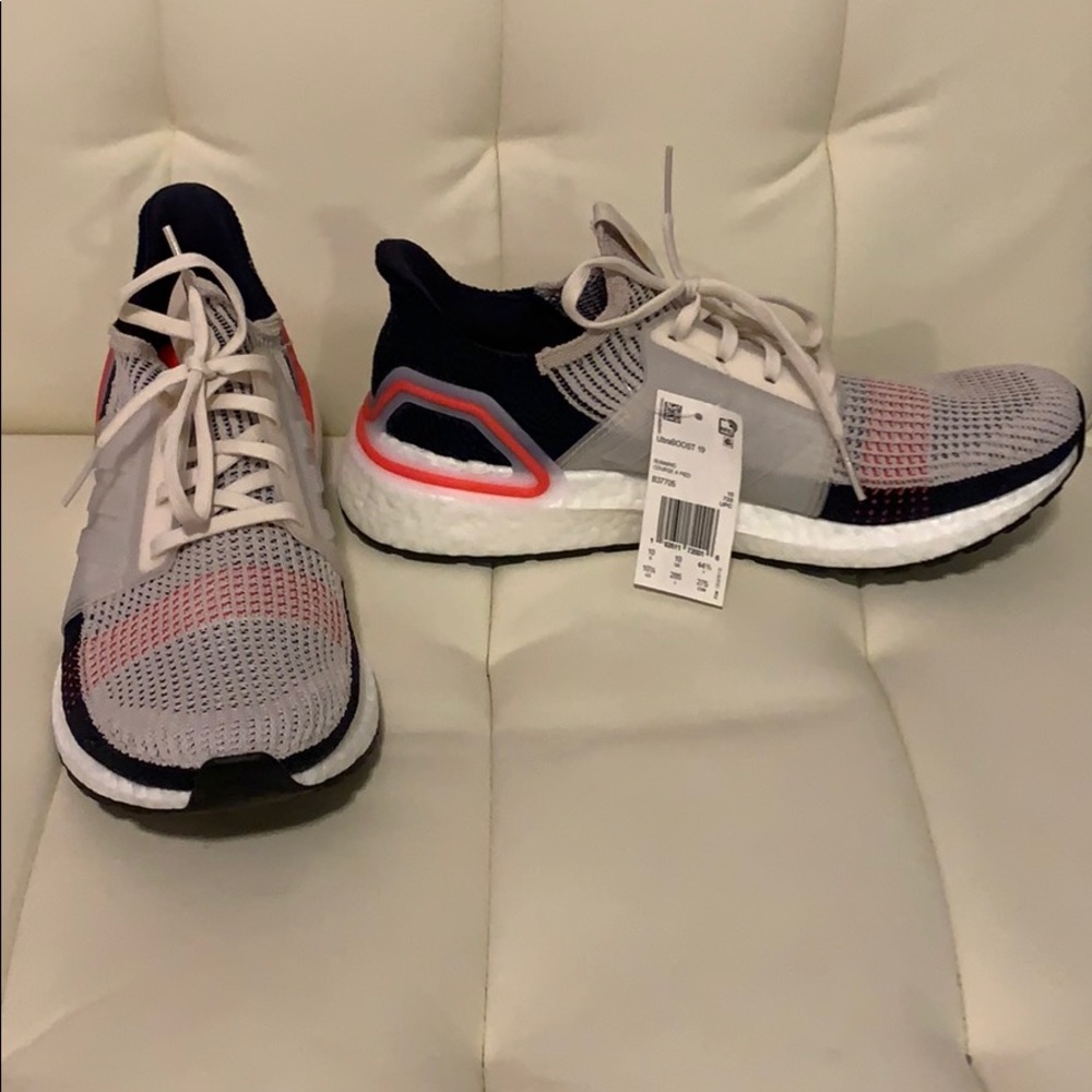 Adidas UltraBOOST 19
